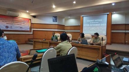 DESA DLINGO DALAM PELATIHAN PENGEMBANGAN SID KAB BULELENG